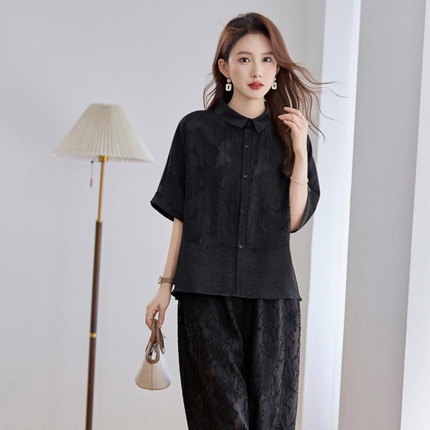 Light luxury, wide and too temperament set, women's  clothing color matching short-sleeved top, radish wide-leg pants two-piece set
