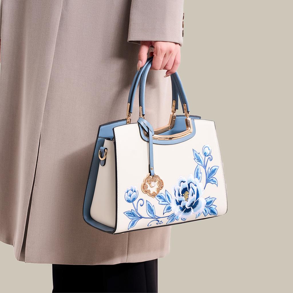 Mother'S Day Gift Embroidery New Chinese-Style Large-Capacity Portable Lady'S Mother Bag Atmospheric High-End Messenger Women'S Bag