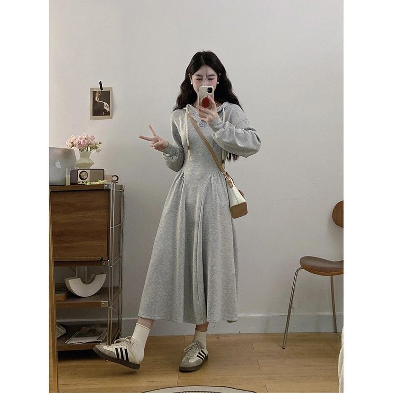 

Autumn and winter gray hooded long-sleeved dress, new early autumn casual Korean wear with waist sweater long dress S серый