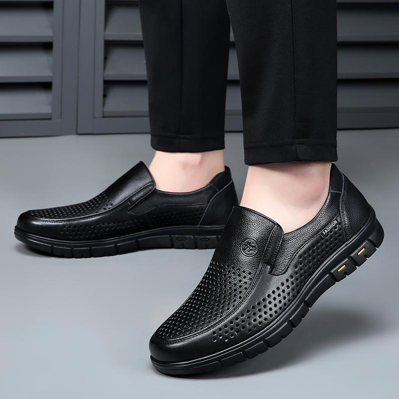 

Leather shoes men s leather hollow breathable business casual sandals soft sole non-slip medium and old dad shoes 44