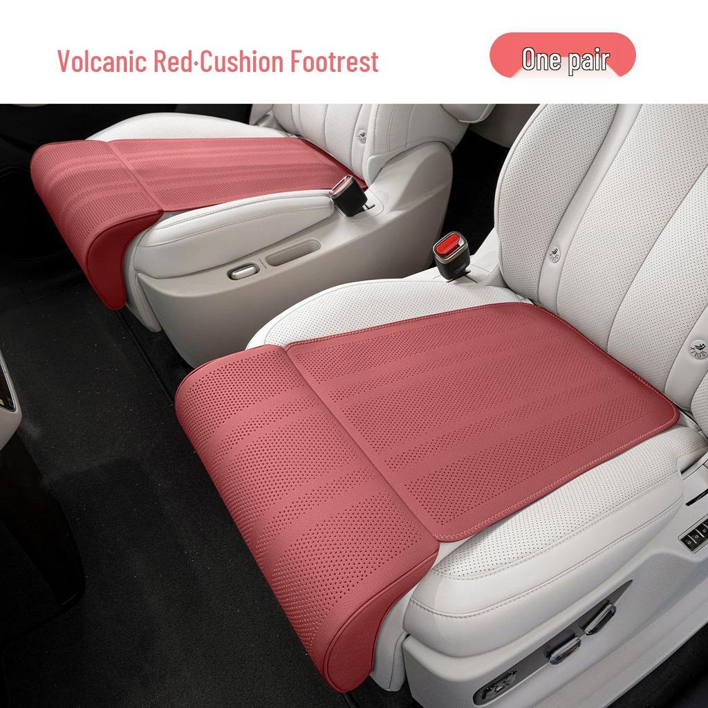 Uniwersalny pokrowiec na fotelik samochodowy na cztery pory roku ze zintegrowaną poduszką pod nogi