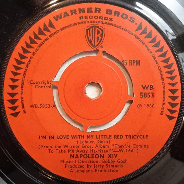 7inch Record NAPOLEON XIV - I'm In Love With My Little Red Tric WB5853 Warner Bros. Re 1966 UK Rock Used