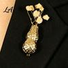 Elegant Fashion Accessory Peanut/Calla Shaped Flower Insert Brooch DIY Wearable Bouquet Holder Alloy Shirt Pin Brooch Clip Metal Vase Lapel