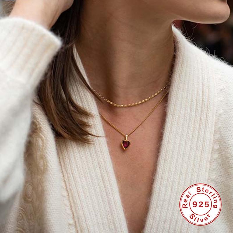 S925 Sterling Silver Wind Best Selling Sparkling Topaz Love Shaped Pendant Necklace Please Gift