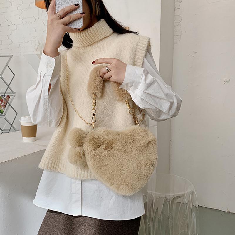 Winter New Sweet Love Heart Shaped Women's Top-handle Bags Confortable Soft Plush Ladies Handbags Fashion Multiple Color Optional Female Shoulder Bags