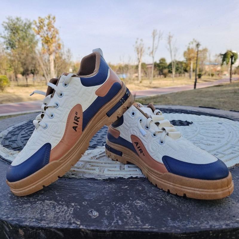 Casual Men's Shoes Autumn and Winter New Thick-soled Comfortable and Light Work Shoes Korean Version of Fashion Trend Leather Board Shoes