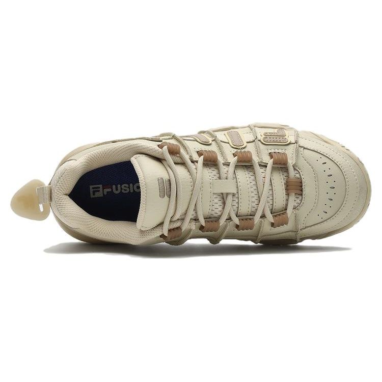 Fila Fusion Buster Comfortable Simple Low-Top Basketball Shoes Women Sneakers Beige T12W343201FAL