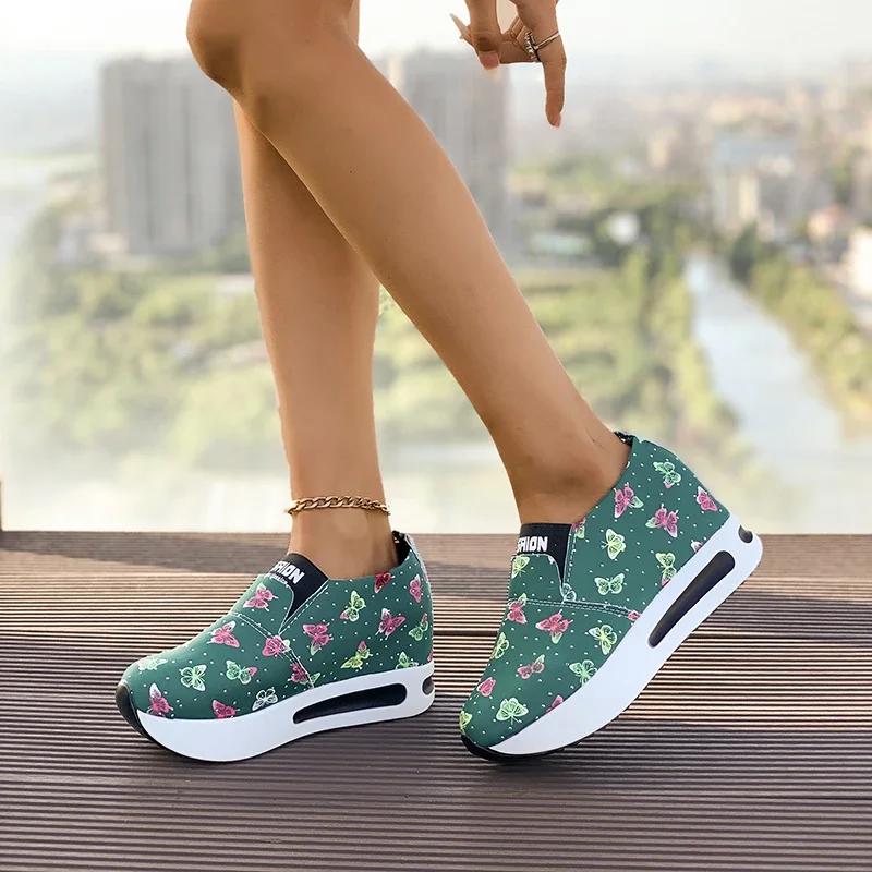 Women's Spring and Autumn Round Toe Colorful Butterfly Pattern Mesh Sneakers Sports Casual Shoes