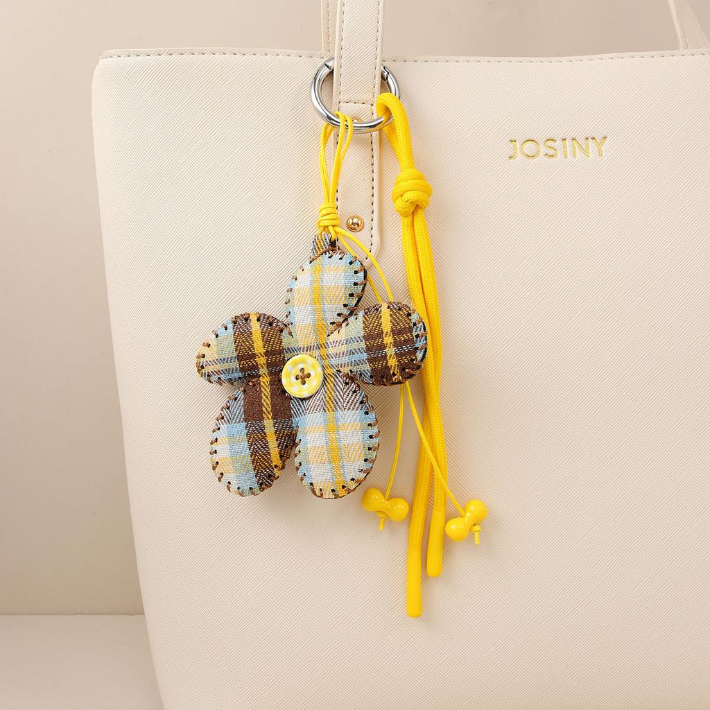 Creativity Flower Pendant Woven Rope Design Backpack Hanging Piece Bag Charm Fashion Accessories Gift A605 Bag Charm