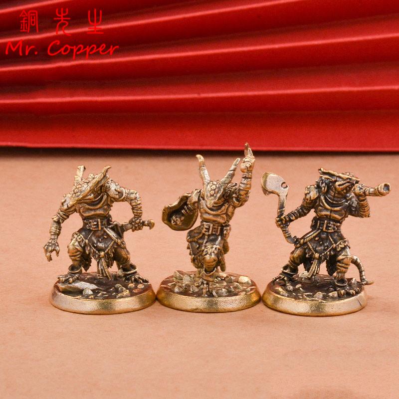 Vintage Brass Ornament Orc Soliders Models Figurines Miniatures Toys Boys Cartoon Desktop Metal Doll Crafts Decoration Accessory