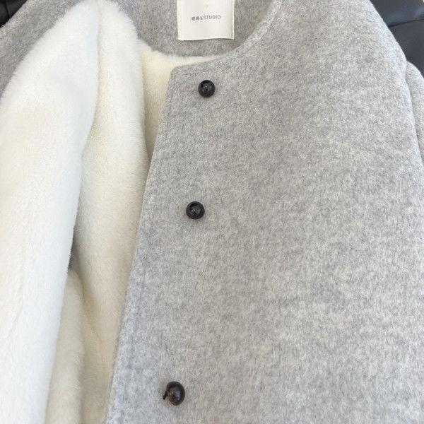 Women's Thickened Light Gray Wool Coat - 2025 Winter Collection