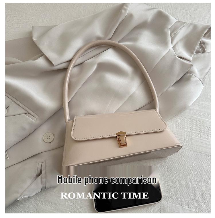 2024 Summer Women's Retro French Texture Shiny Shoulder Bag