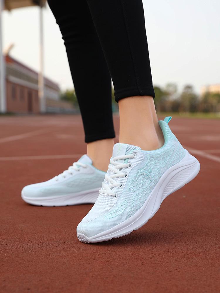 New Versatile Breathable Mesh Running Shoes Women's Shoes 2025 Spring and Summer Sports Shoes Lightweight Soft Sole Casual Travel Shoes