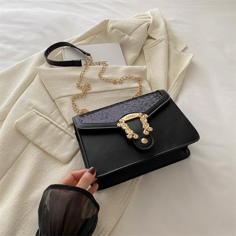 Stylish Chain Shoulder Bag For Women Trendy Small Square Bag With Multiple Colors