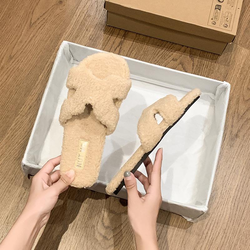 

Internet celebrity fluffy slippers women wear 2025 spring and autumn new fluffy cotton drag flat bottom warm slippers 40