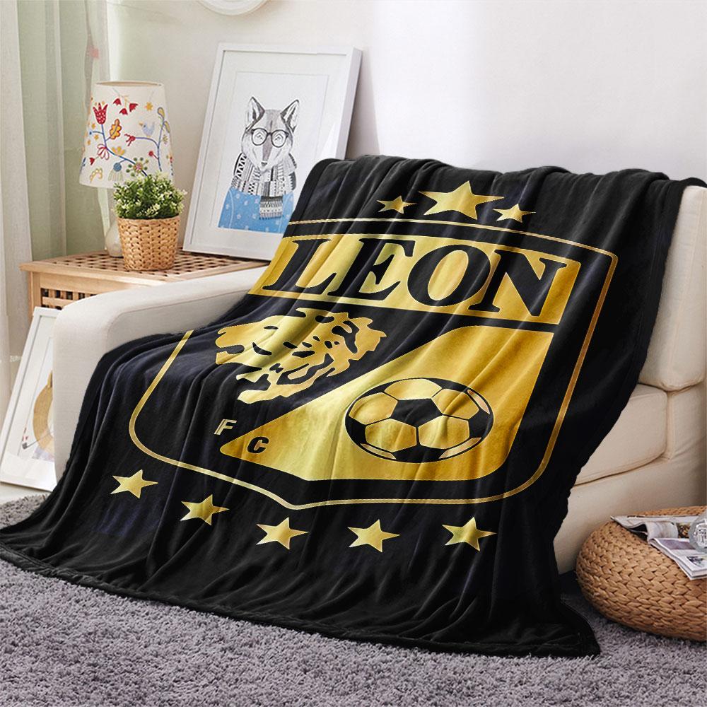 1PC Club León Football Club Patterned Flannel Blanket Suitable For All Seasons for Home Decor Warmth and Comfort Gifts Holiday Present
