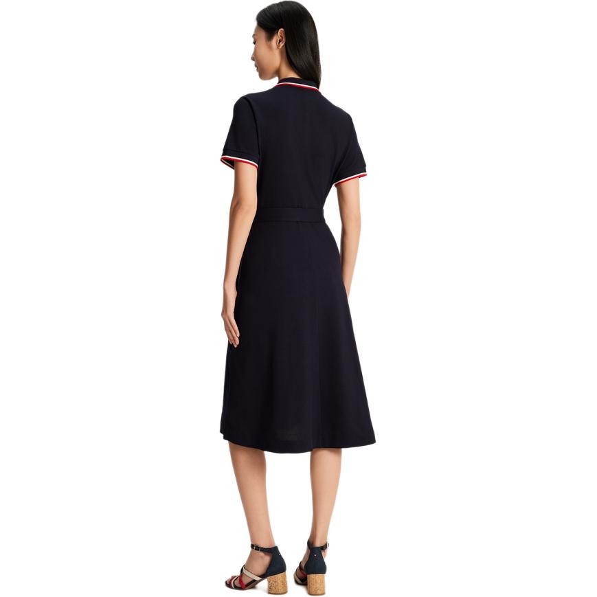 Tommy Hilfiger Elegantes lässiges Polo-Kleid mit fünf Knöpfen und Taillenbandbesatz, figurbetont, Damenkleider, Marineblau WW0WW41777