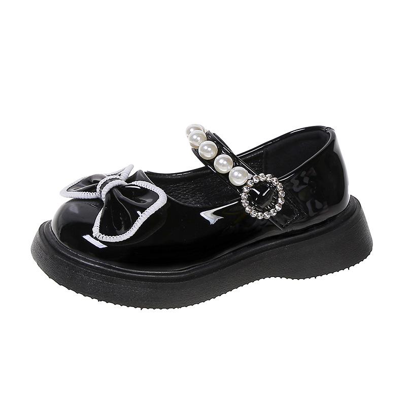 Girls' Mary Jane Leather Shoes: Black & White British Style, Super Soft Princess Performance Shoes for Spring & Autumn.