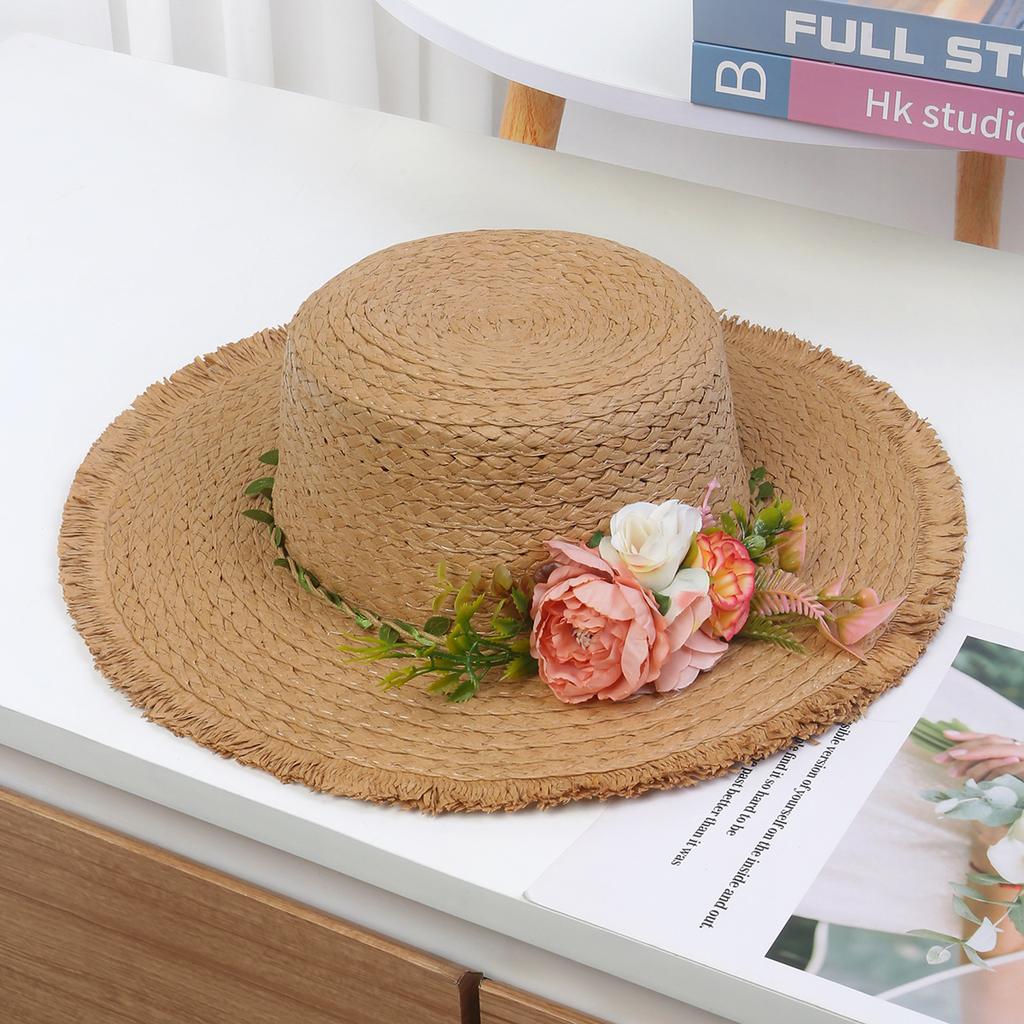 Ladies Straw Hat Flower Sun Hat Burr Elegant Travel Beach Hat Hand Knitted