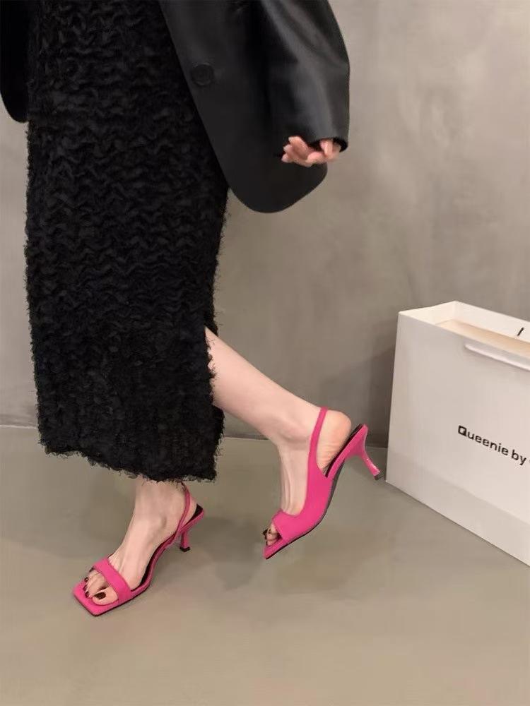 

Summer 2025 new niche square head with open-toed sandals women s thin heel temperament high-heeled sandals 40