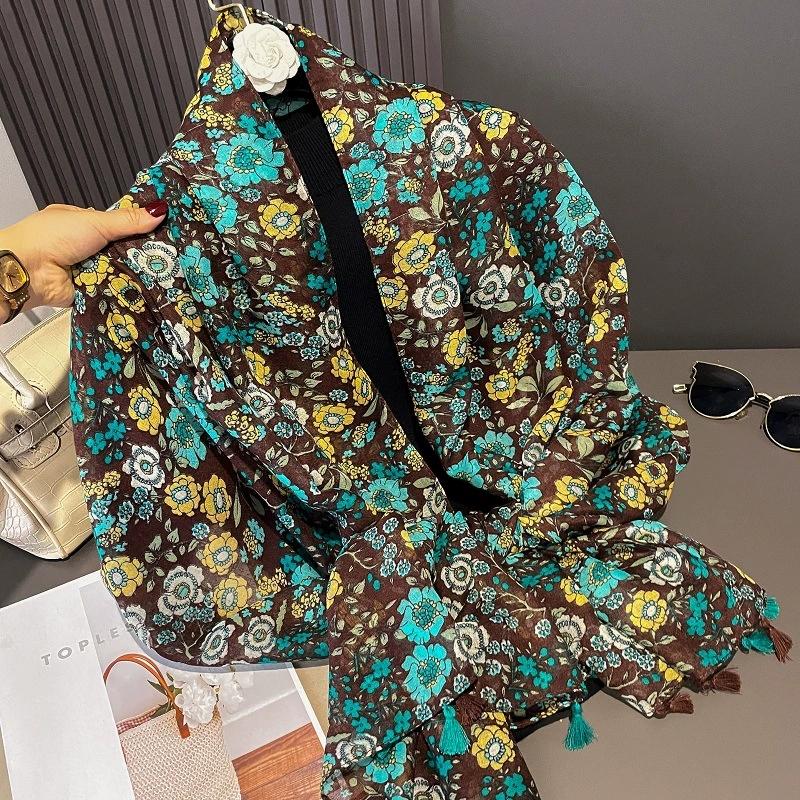 

Fashion Bohemina Ethnic Floral Viscose Shawls Scarf Lady Thin Tassel Wrap Pashmina Stole High Quality Foulards Hijab Sjaal
