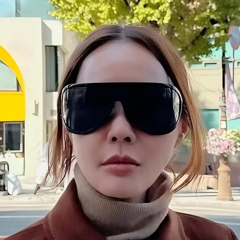 Premium sunglasses female fashionable spice girl style new sunglasses cycling glasses driving sunglasses concave shape