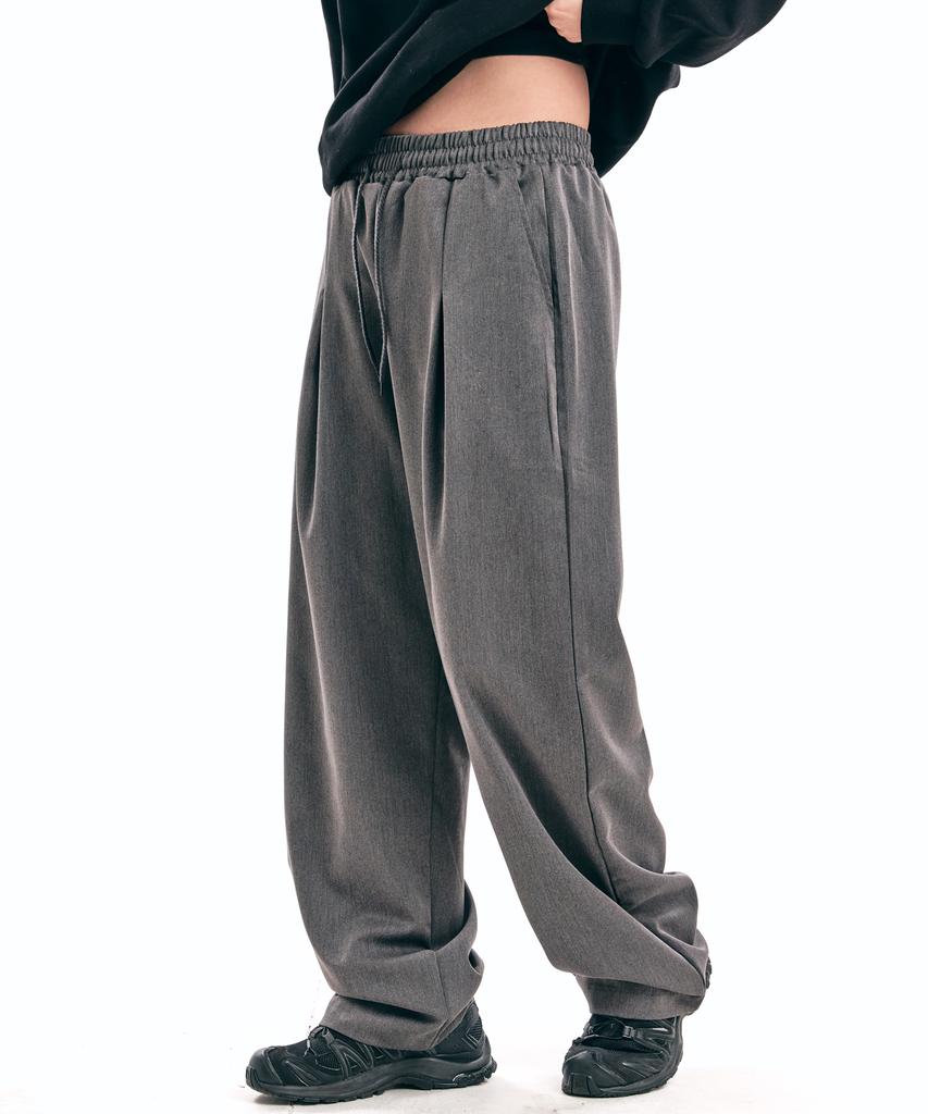 Descheuis One-Pleat Wide Fit Slacks_Charcoal