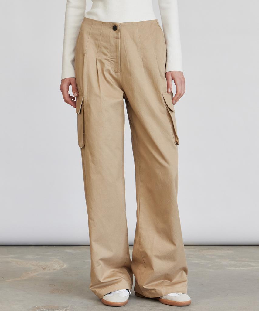 ITOV SEOUL Cotton Tuck Cargo Pants Be
