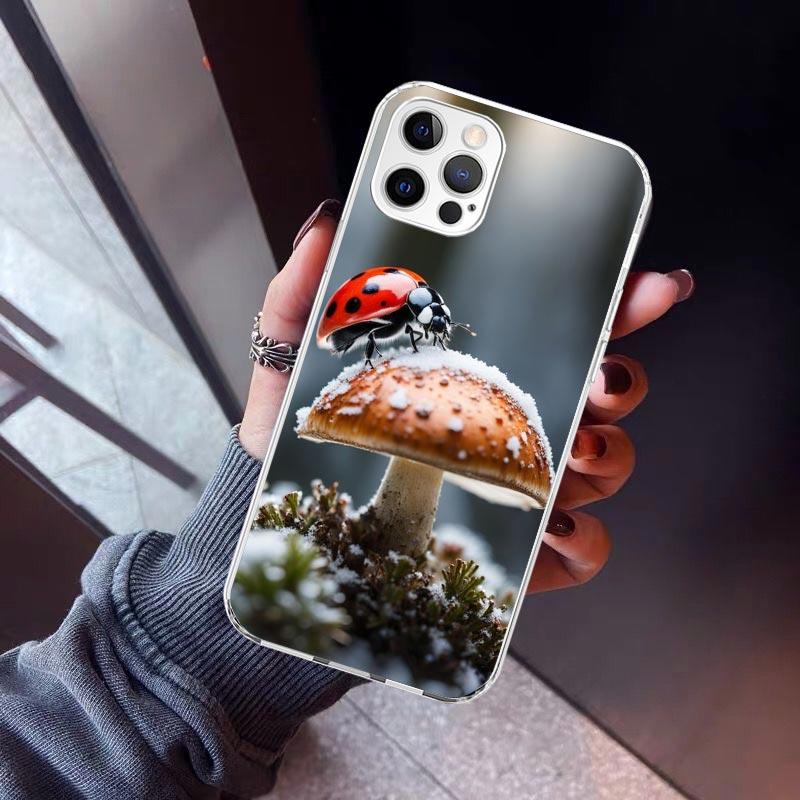Insect Seven-Star ladybug Phone Case For iPhone 17 Air 11 13 Mini 14 15 Plus 16 12 Pro Max 16E SE 7 8 Pattern Soft TPU Back Cove