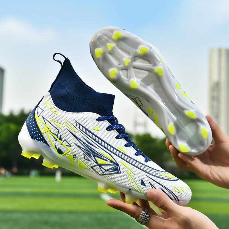 Ronaldo Assassin's New High-top Football Shoes Men's Broken Nails Children's Boys and Girls Adult Velvet Warm Training Shoes