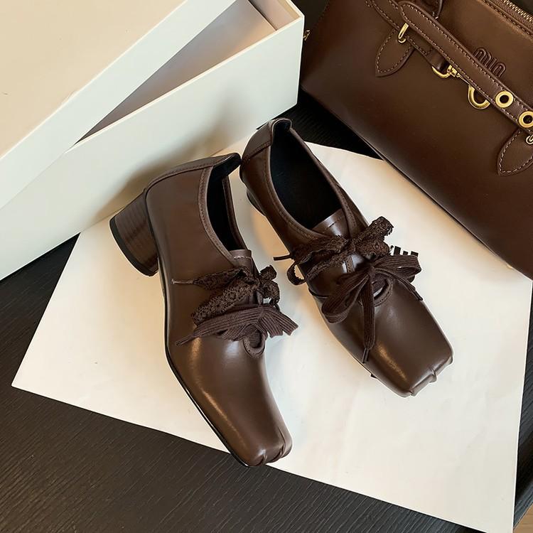 Niche retro square head ballet thick heel single shoes 2025 spring new lace-up small leather shoes~ pig head shoes