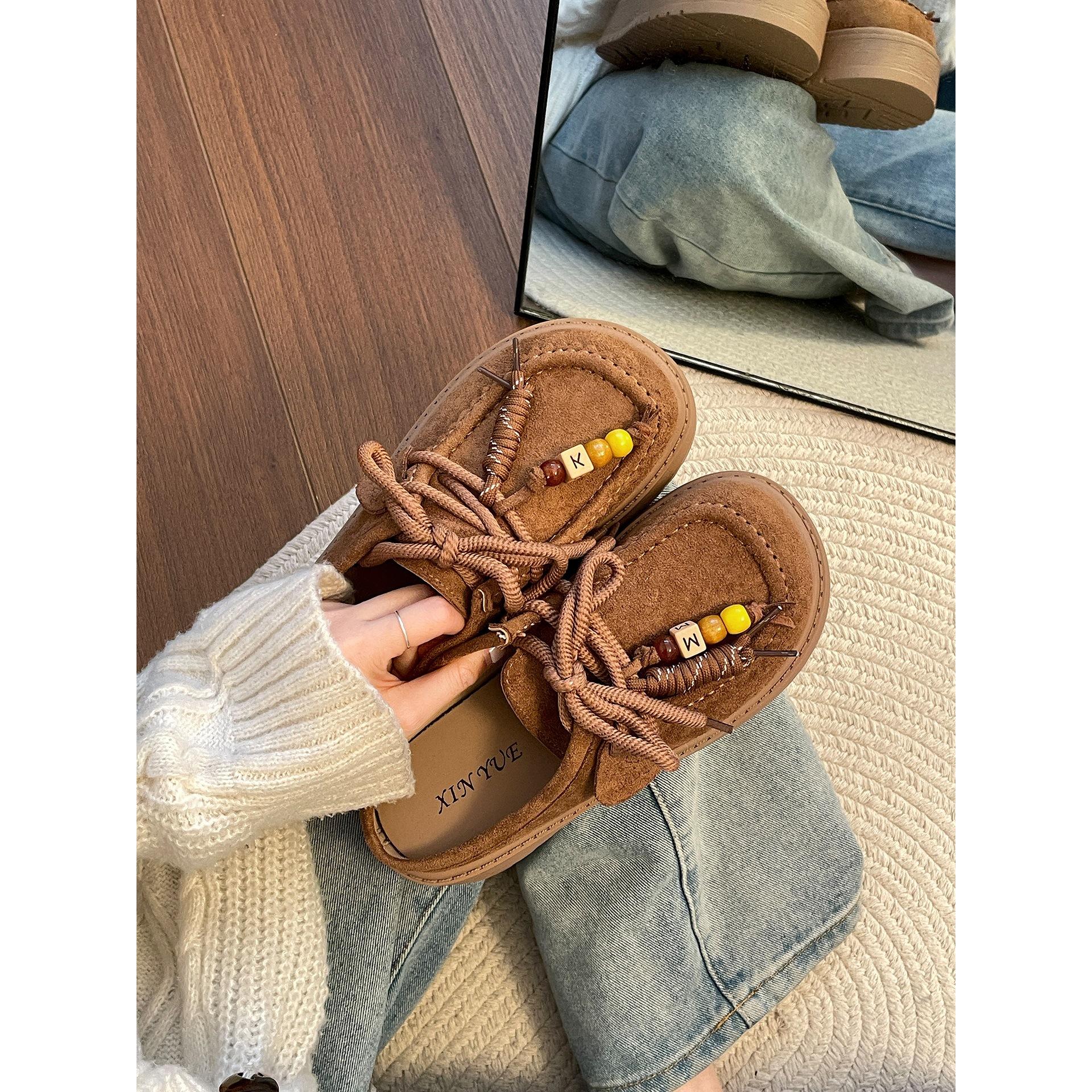 Ван Фань ретро коричневые толстоподошвенные полусаботенки Birkenstocks осенняя коллекция 2025 года с юбкой сумка головка саботенка 35