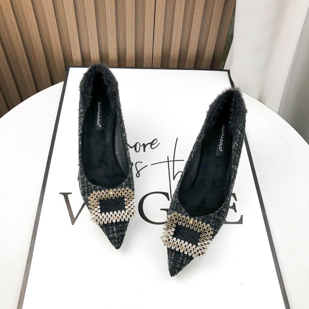 Temperament Royal Sister Qiandongge Black High Heels Fluffy Fleece Autumn and Winter Pointed Thin Heel Ladies