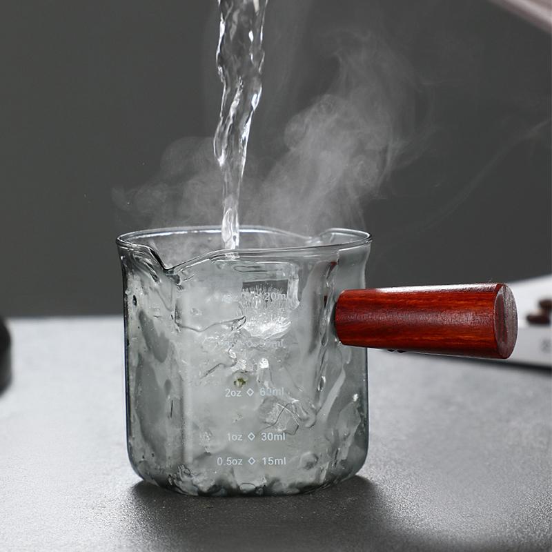 120 ml Glas Espresso Messbecher mit Holzgriff Sechseck Milchkännchen Kaffeezubehör Saucenbecher Servierkännchen Küche Zuhause Café