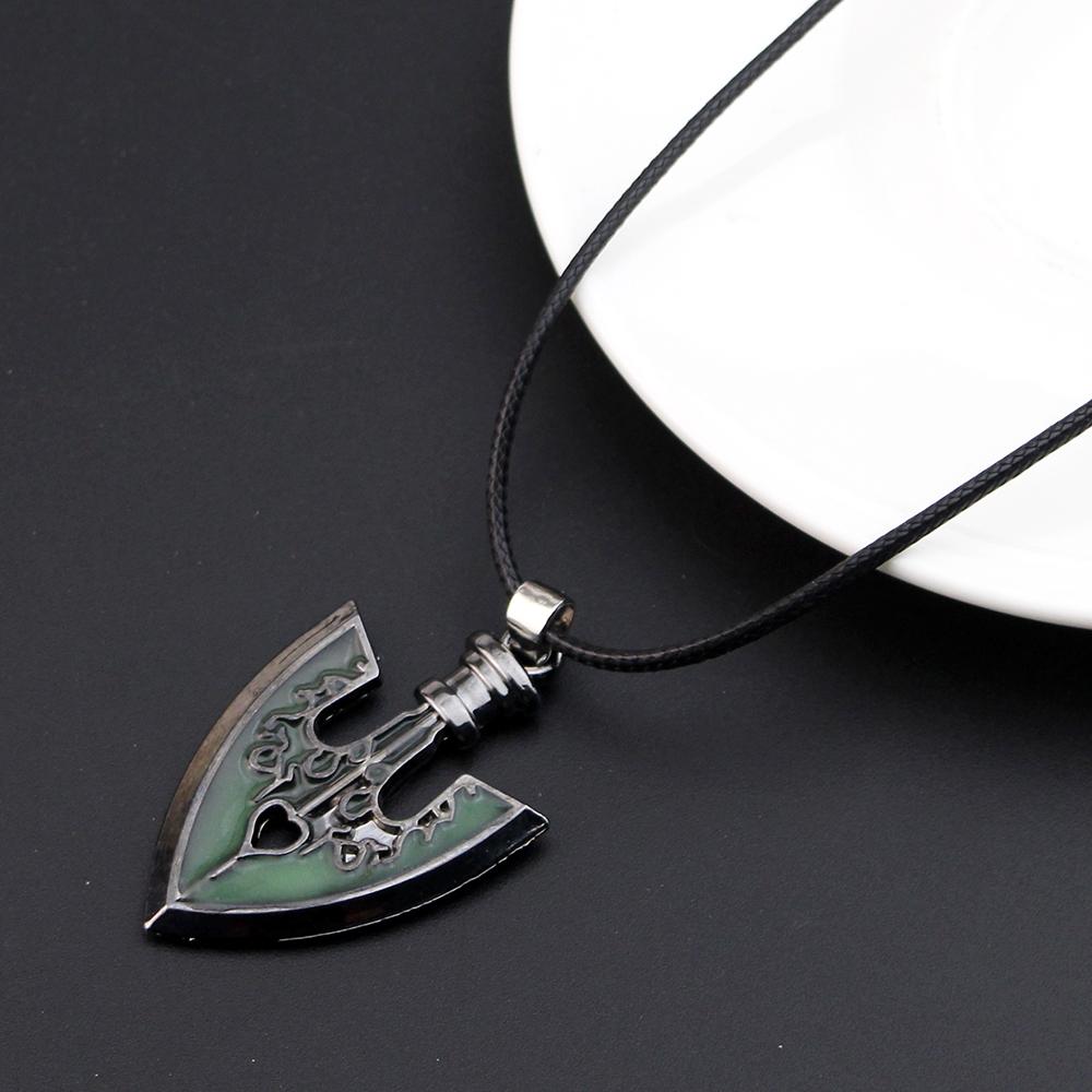 Anime Jojos Bizarre Adventure Killer Queen Arrow Necklace Pendant Snails Necklace GLOW In The DARK Night Necklace Men Women Gift