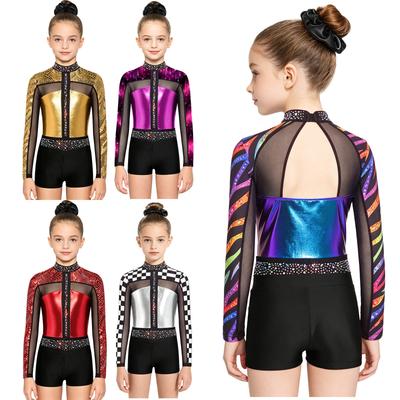 Set de gimnastică cu 3 piese pentru fete: body cu paiete și strasuri, mânecă lungă, decupaj la spate, pantaloni scurți patchwork, elastic de păr