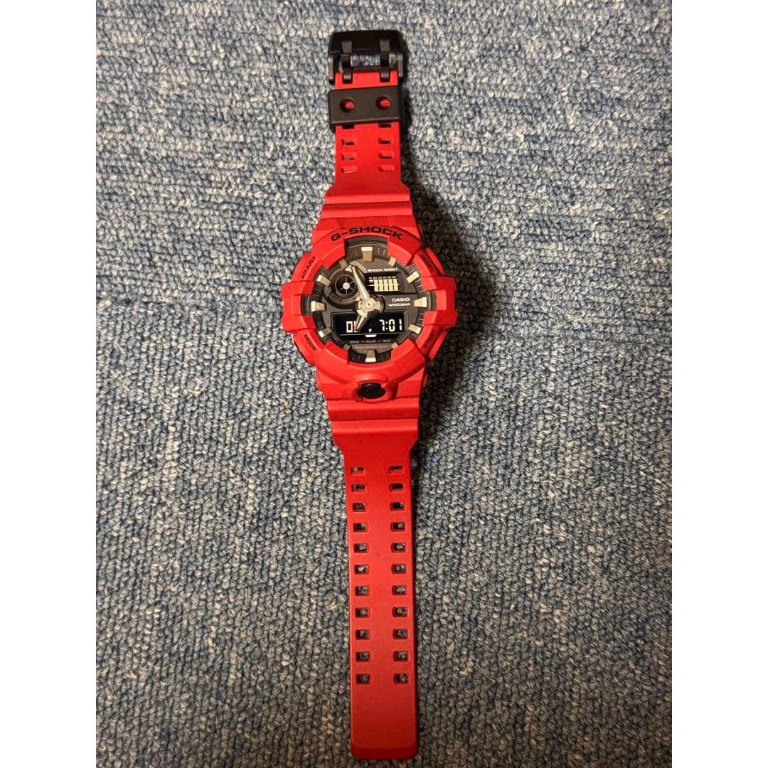 CASIO G-SHOCK GA-700 Red Body