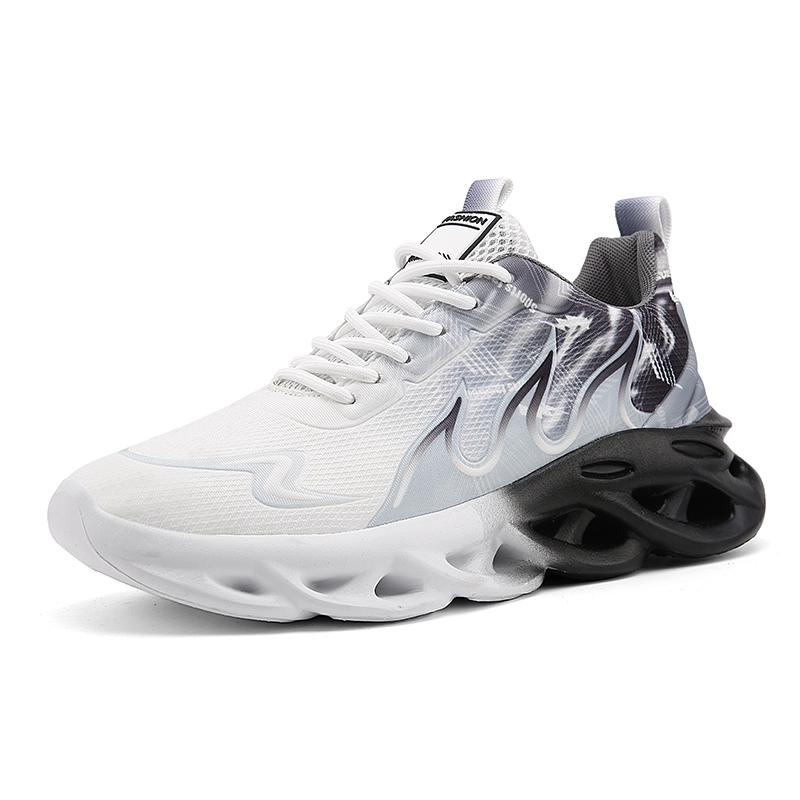 New large size men's casual sports shoes Fashion platform light men's shoes comfortable outdoor punk shoes men sneakers