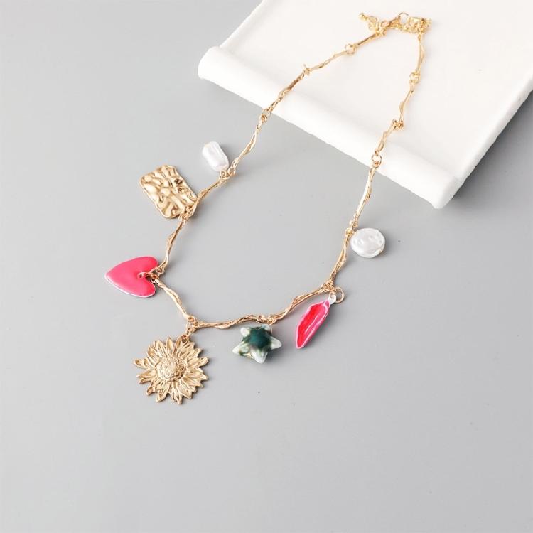 Handcraft Pearls Necklace With Secure Lobster Clasp Alloy Materials Day To Night Jewelry Pieces