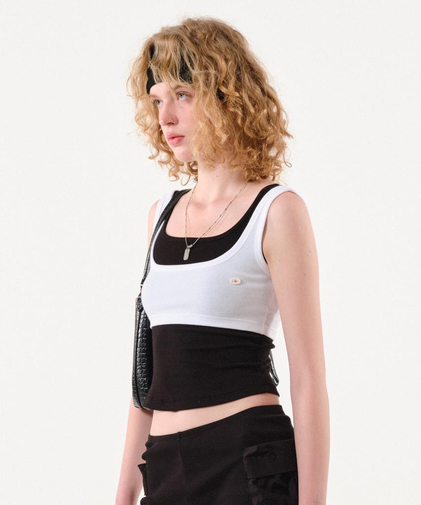 Podeowedeo Crop Ribbed Tank Top (White)
