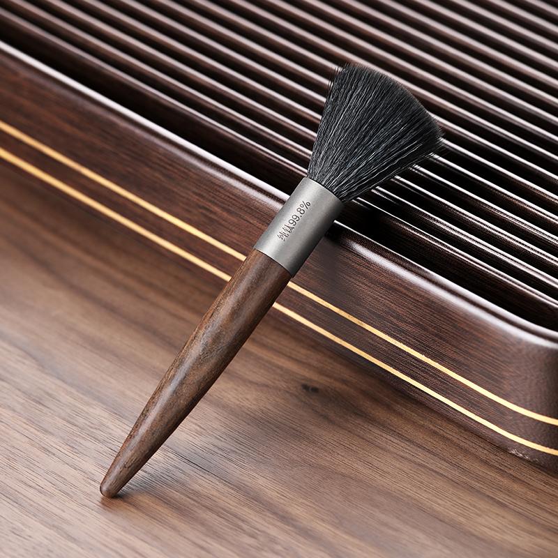 Pure Titanium Tea Brush Walnut Wooden Handle Tea Ceremony Accessories Home Use Water Sweeping Brush Tea Sweeping Brush Pen
