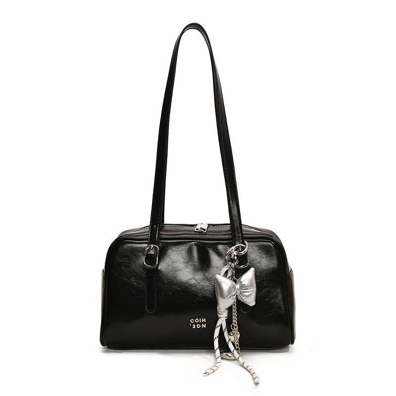 Single shoulder spring commuter armpit bag New women's bag Trend bag Women's bag Niche fashion commuter women's bag