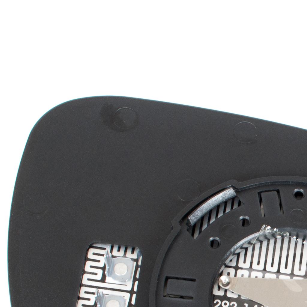 Hyundai i30 07-12 left heated mirror insert