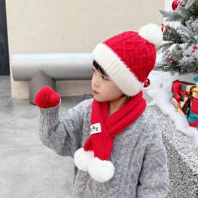 Weihnachts-Kinderhut, Schal und Handschuhe dreiteiliges Baby-Set Winter Kaschmir Baby Jungen und Mädchen Halsketten zum Warmhalten
