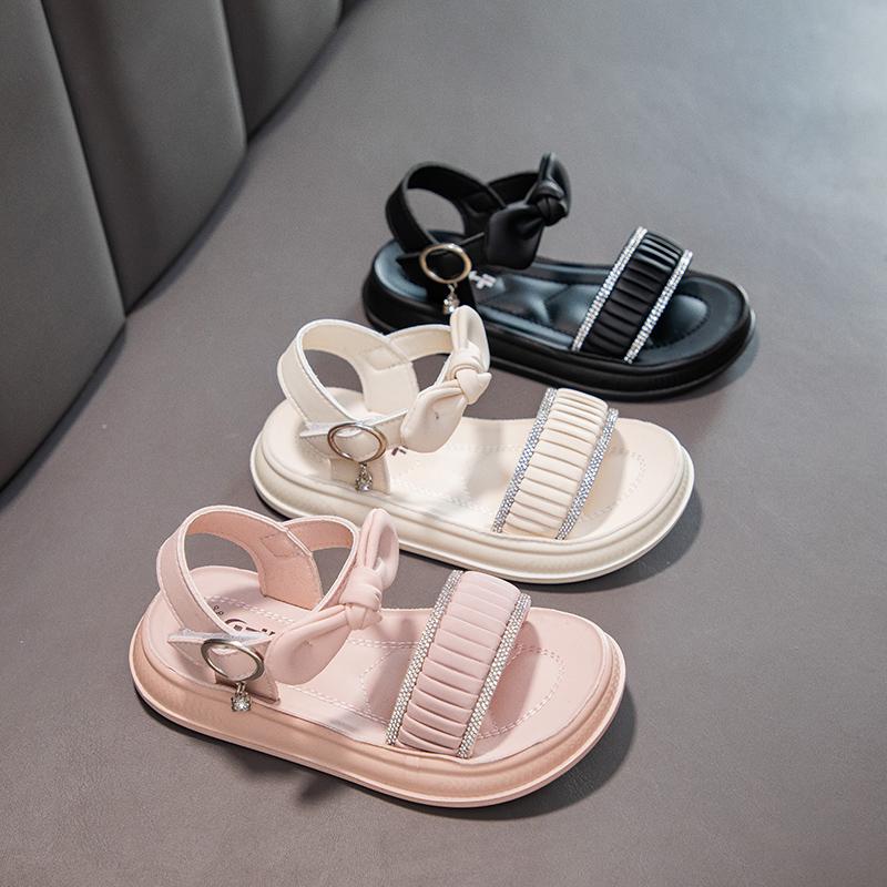 Dziewczęce buty plażowe Słodkie plisowane Proste kokardki Dziecięce sandały Błyszczące kryształki 2025 Lato Nowe Dziecięce buty księżniczki Antypoślizgowa Miękka podeszwa