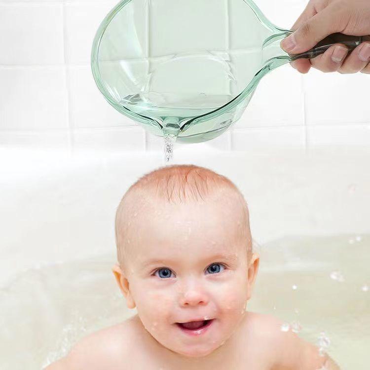 

1Pcs Green Thickened Plastic Water Spoon Cannot Break Household Kitchen Water Ladle Childrens Hair Washing Water Scoop