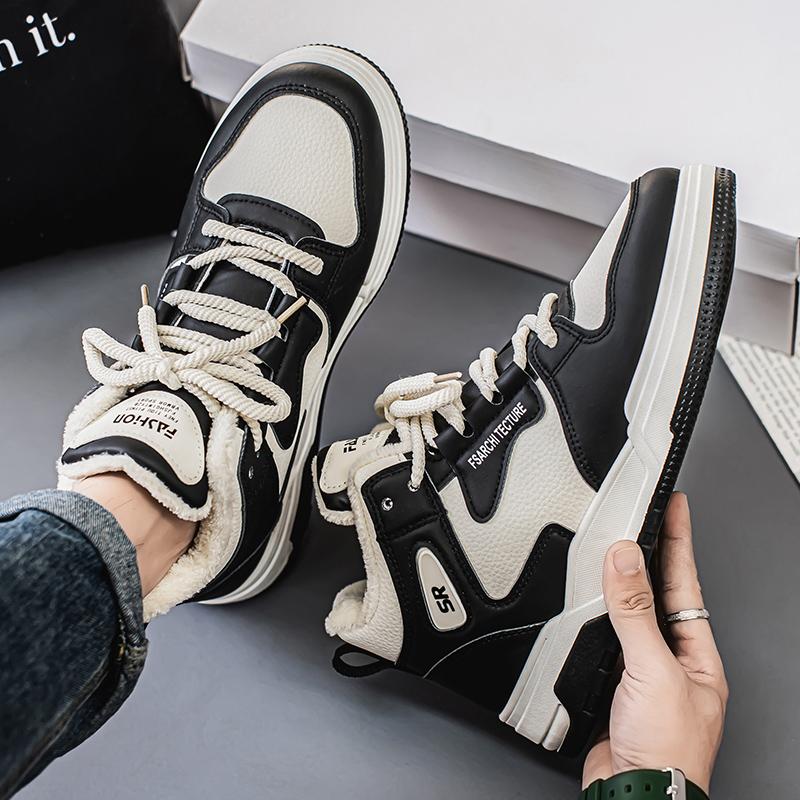 Men's Warm Plush Sneakers High Top Leather Casual Shoes Men's Skateboarding Windproof Casual Sports Shoes Thick Flat Shoes