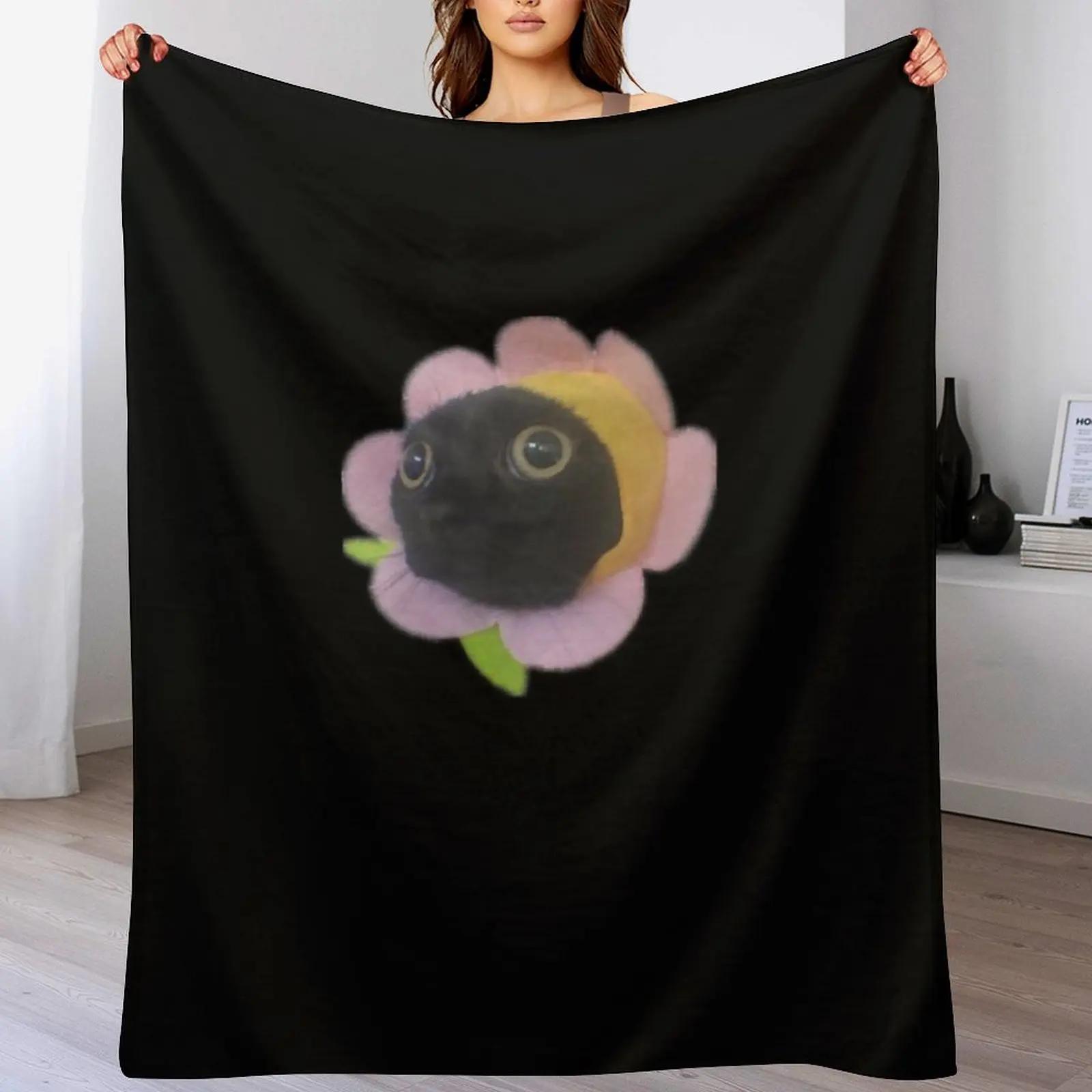 

BigfootJinx Flower Throw Blanket Breathable Lightweight Blanket for Adults Kids 102x76cm(40x30in)