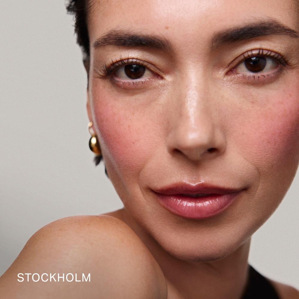 Merit Flush Balm Blush Cremoso 0,31 Oz   9 G Stockholm Rosa Bebê