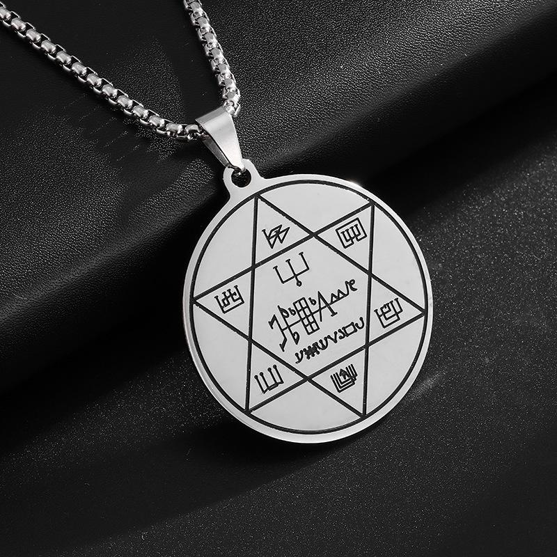 Retro European and American Sacred Geometric Solomon Hexagram Key Necklace Stainless Steel Round Necklace